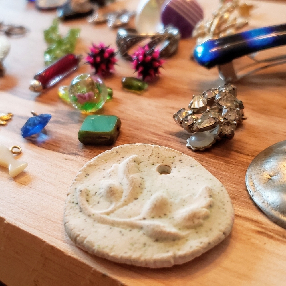 Bundle of Miscellaneous Jewelry